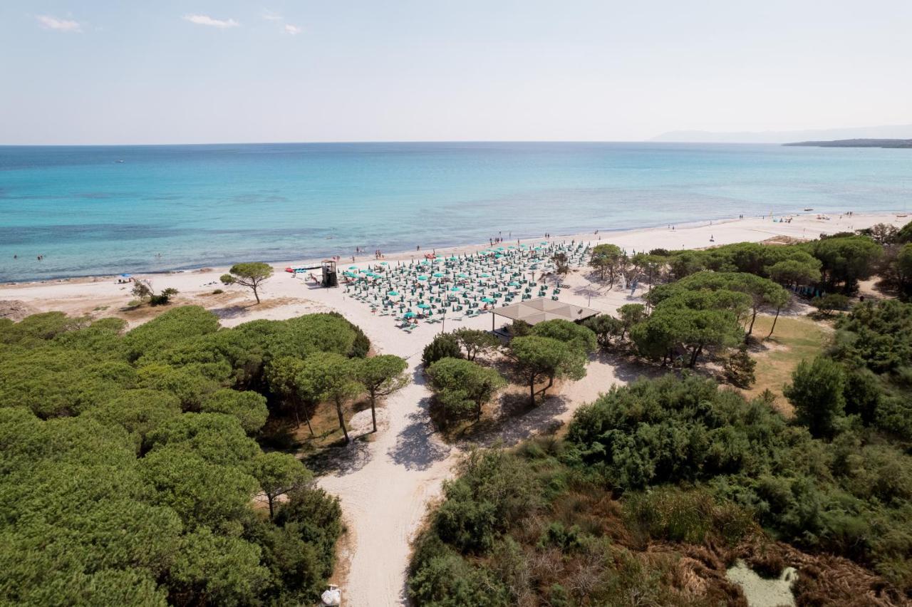 Nicolaus Club Torre Moresca Орозеи Екстериор снимка