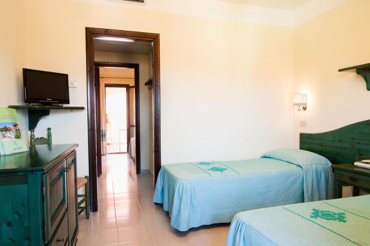 Nicolaus Club Torre Moresca Орозеи Екстериор снимка