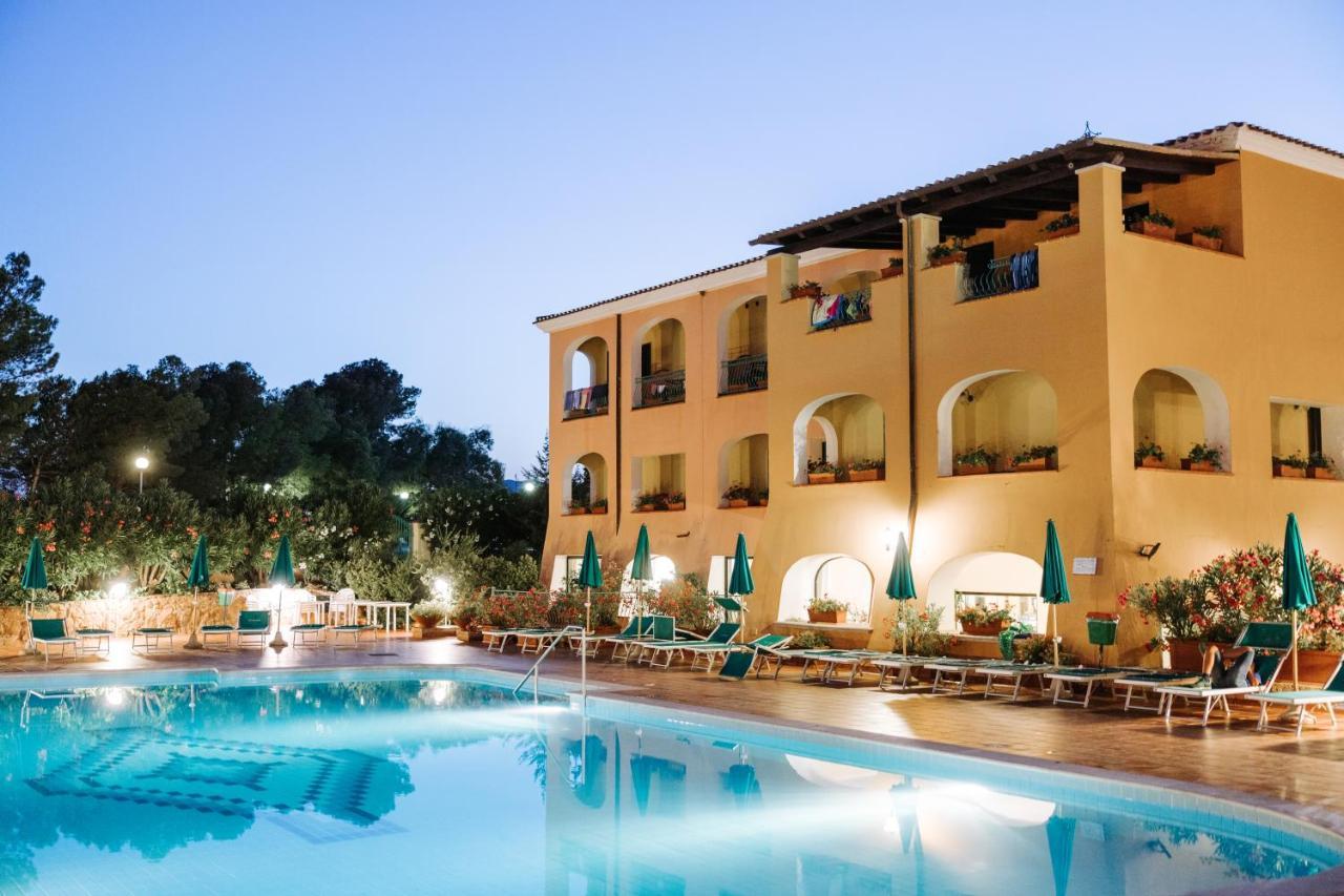 Nicolaus Club Torre Moresca Орозеи Екстериор снимка